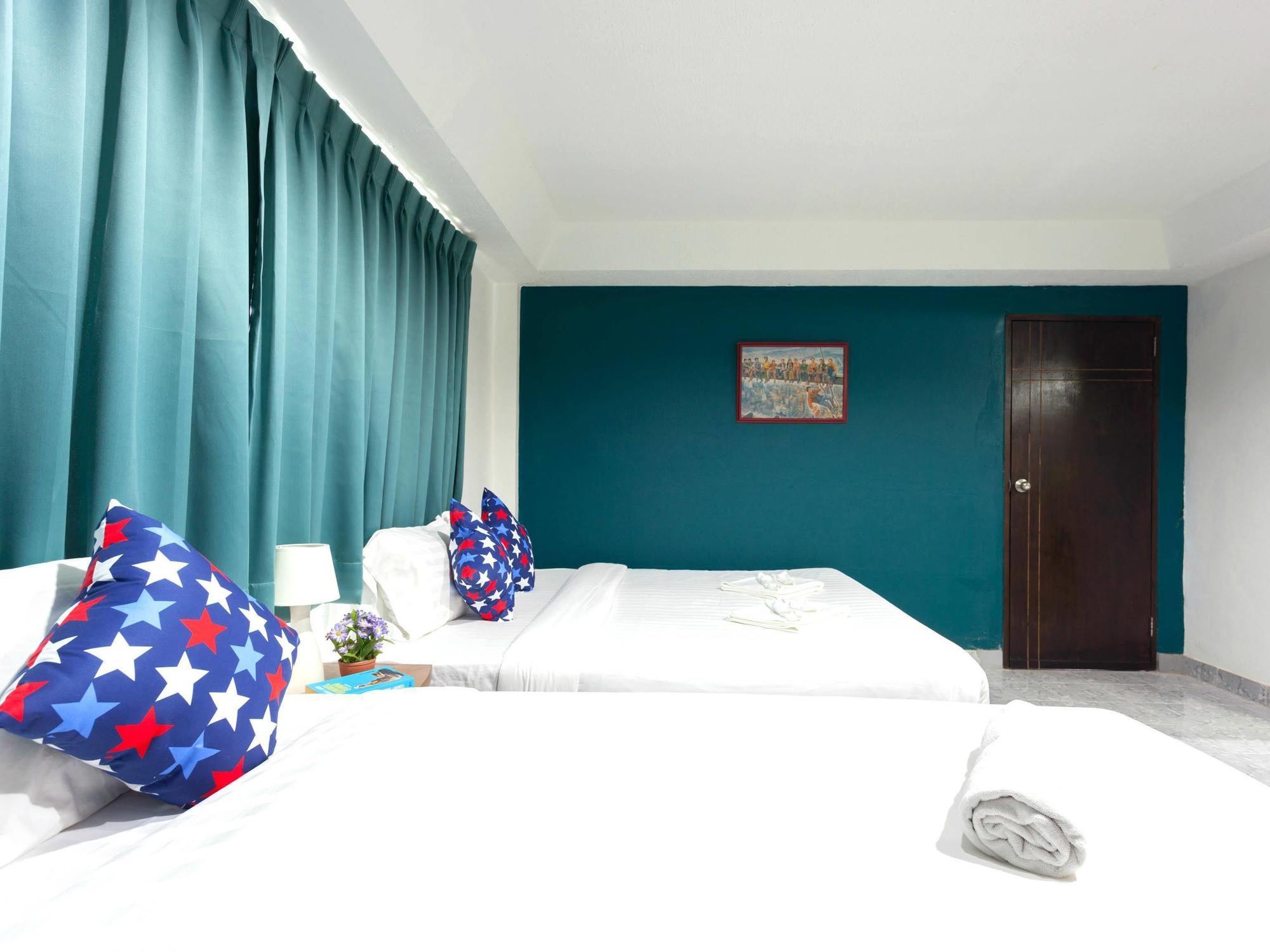 Simple Boutique Seabreeze Hotel Patong Eksteriør billede