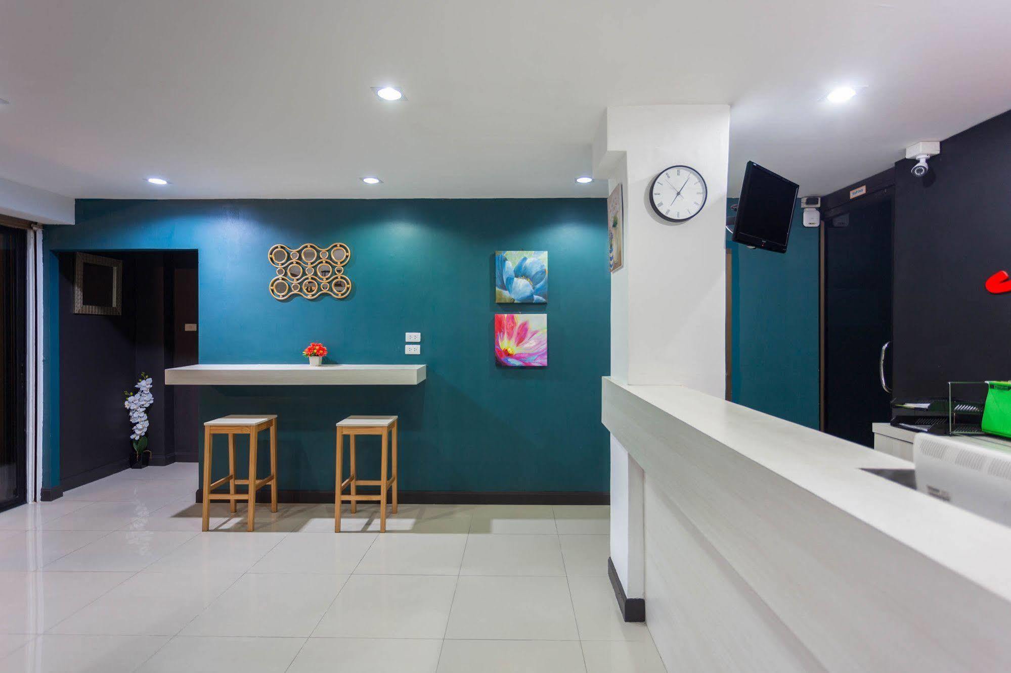 Simple Boutique Seabreeze Hotel Patong Eksteriør billede